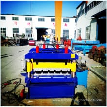 Colored steel sheet rolling machine